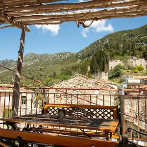 dream-house-porta-qeparo-since-1910.albaniahotels.org/